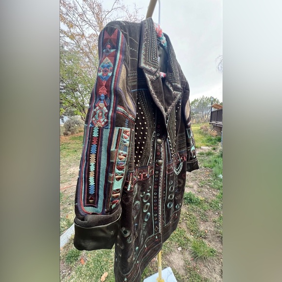 STUNNING! Pamela McCoy Velveteen Embroidered Boho Folk Style Jacket 2X - Picture 3 of 7